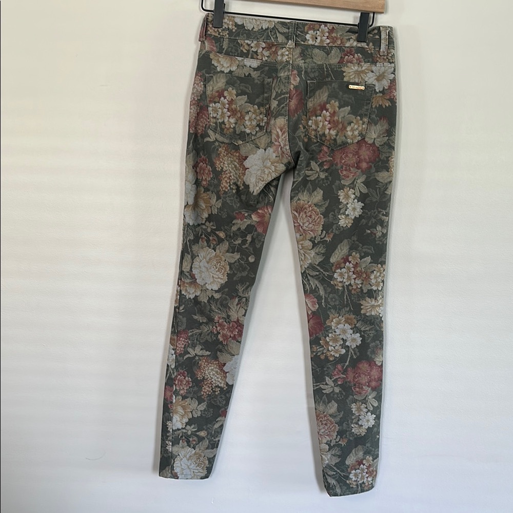 Zara Green Floral Pants - Picture 5 of 5